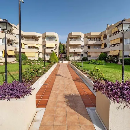 Dona Carlota Living Apartment Torremolinos